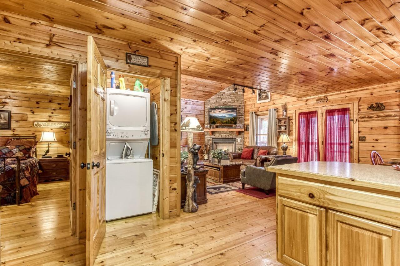 Magical Moments, Hot Tub, Wifi, 1089 Free Tickets Each Paid Day, Dollywood And More Гатлинбург Экстерьер фото