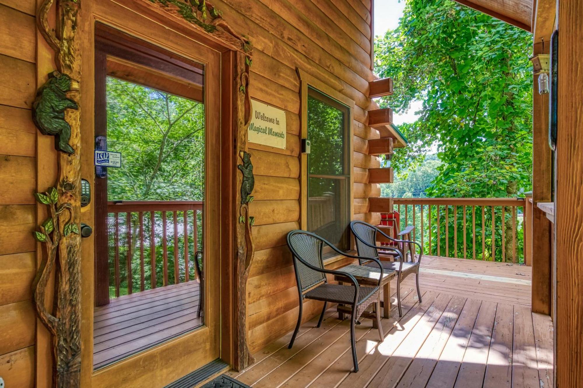 Magical Moments, Hot Tub, Wifi, 1089 Free Tickets Each Paid Day, Dollywood And More Гатлинбург Экстерьер фото